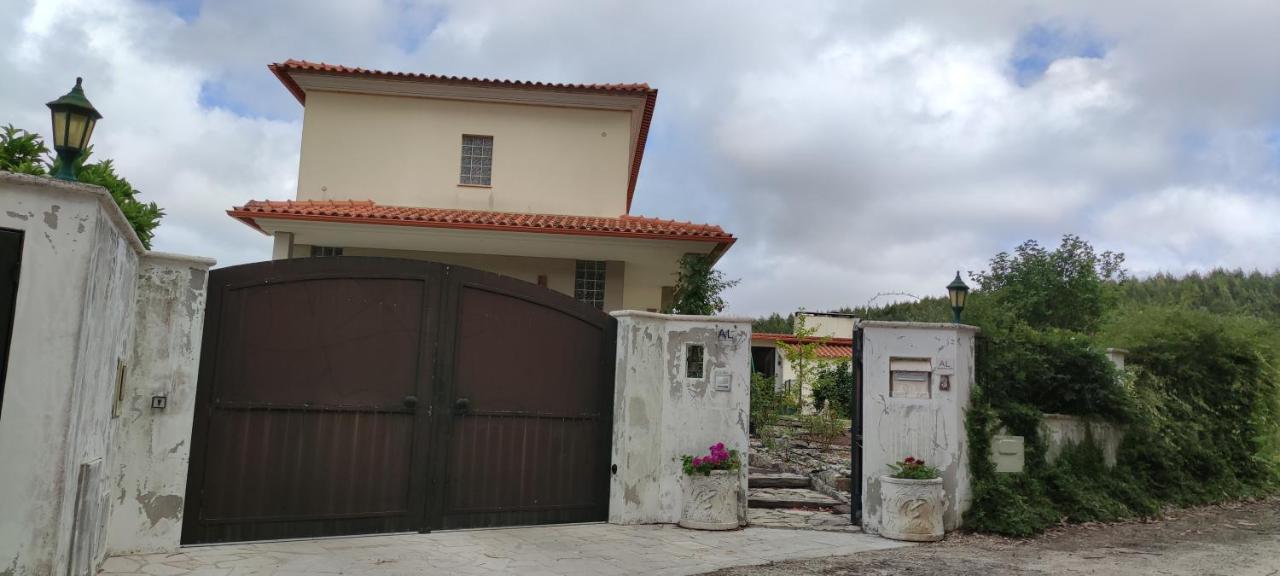 דירות Salir de Matos Beco Do Patalugo מראה חיצוני תמונה